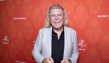 Overleden volkszanger René Karst nog te zien in nieuw seizoen De slimste mens