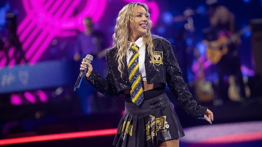 Emma Heesters vervroegd in de overgang door kankerbehandeling: 'Kan er ook nog wel bij' - RTL.nl