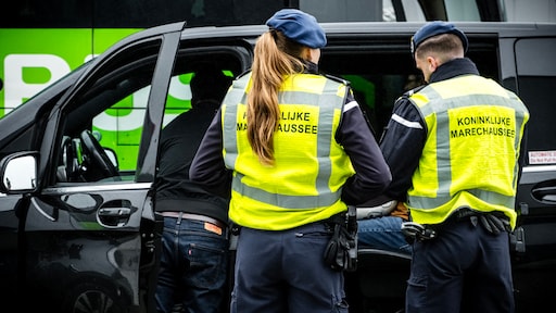 Weinig resultaat, maar grenscontroles toch met half jaar verlengd