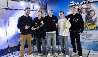 Bankzitters zetten voet in Japan voor langverwachte wereldtour: 'Onvergetelijke avond'
