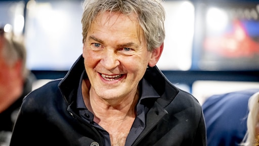 Matthijs van Nieuwkerk duikt het theater in