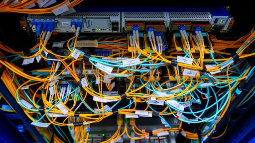 Brits echtpaar verwarmt huis met datacentrum in schuur