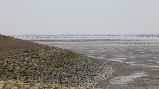 Toch geen gaswinning onder Waddenzee bij Ternaard, kabinet betaalt NAM 163 miljoen
