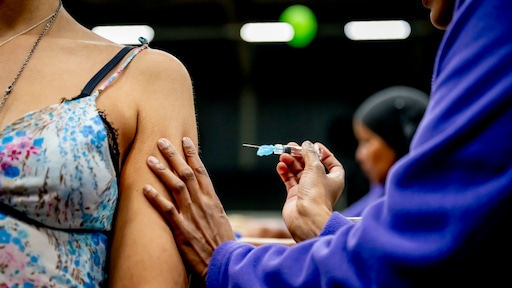 Autisme komt echt niet door vaccinaties, benadrukt Lareb