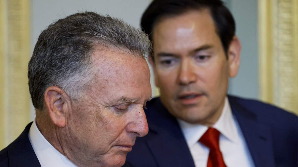 Steve Witkoff, de speciale gazant van Donald Trump (links) en Marco Rubio, minister van Buitenlandse Zaken ontvangen vandaag een Oekraïense delegatie.