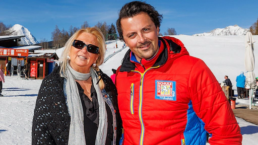 hierom kan ze Mike niet loslaten