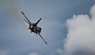 Archiefbeeld: een Pools gevechtsvliegtuig in de lucht.