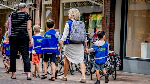 Medewerkers kinderdagverblijven vaak ziek door werk