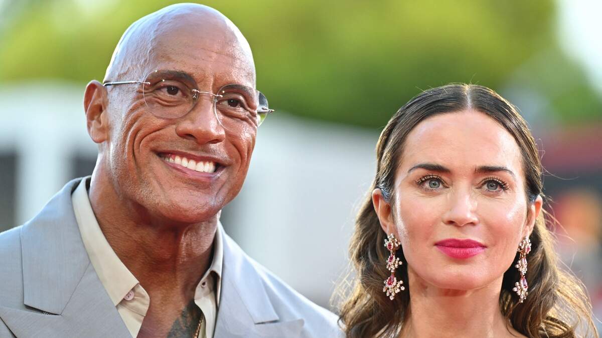 Dwayne Johnson en Emily Blunt (rechts) speelden samen in Jungle cruise.