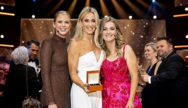 Hélène Hendriks, Noa Vahle en Merel Ek duiken samen podcaststudio in