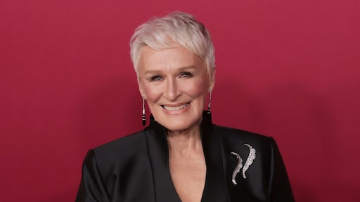 Glenn Close nauwelijks te herkennen in nieuwe Hunger Games-trailer