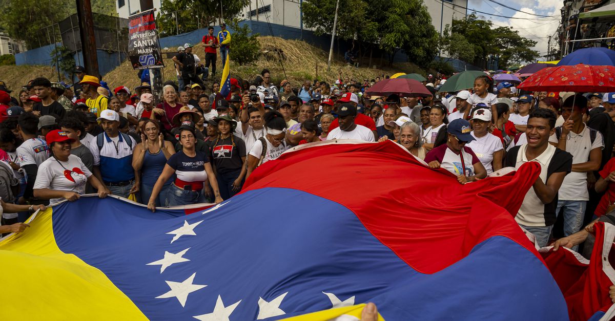 Meerdere vluchten van en naar Venezuela geannuleerd, terwijl spanning met VS toeneemt