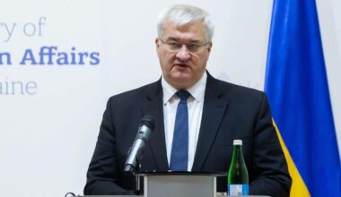 Minister Andrii Sybiha zei dat Rusland Afrikanen verleidt om contracten te tekenen die hij omschreef als „gelijkwaardig aan een doodvonnis”.