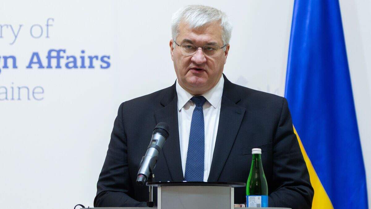 Minister Andrii Sybiha zei dat Rusland Afrikanen verleidt om contracten te tekenen die hij omschreef als „gelijkwaardig aan een doodvonnis”.