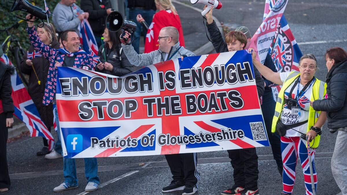 Het asielbeleid van het Verenigd Koninkrijk gaat op de schop.