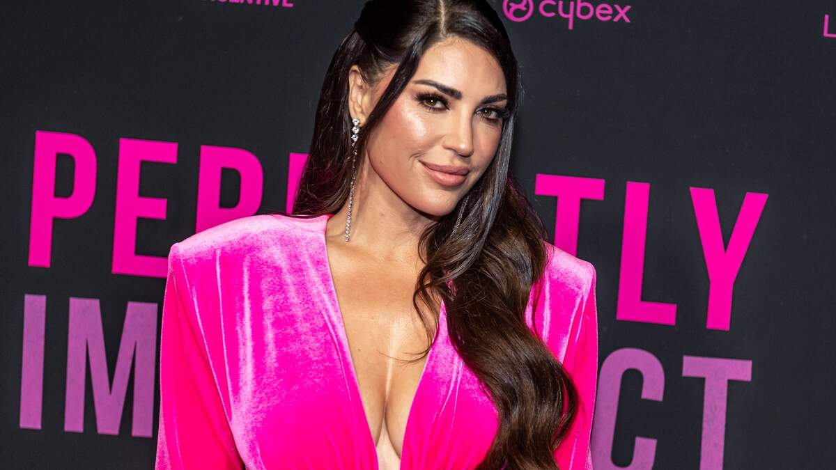 NLD, Amsterdam, 27-10-2025:  Yolanthe Cabau tijdens de inloop bij de filmpremiere Perfectly Imperfect in Koninklijk Theater Tuschinski te Amsterdam. ANP / Hollandse Hoogte / Patrick Harderwijk