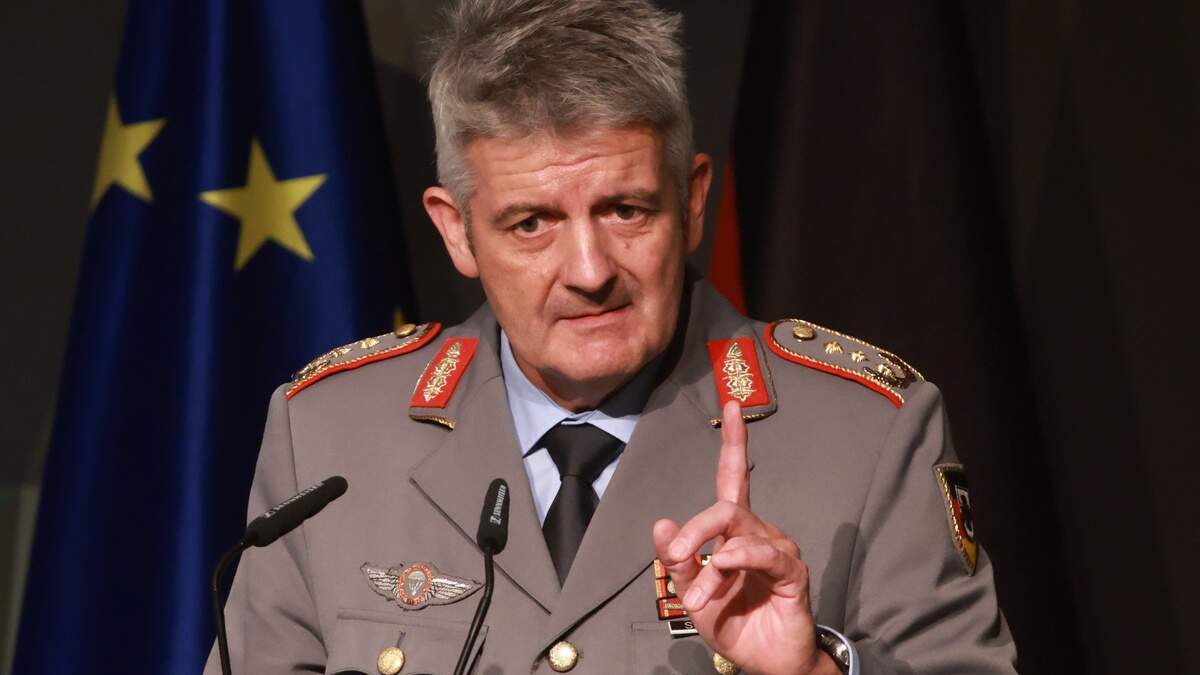 Generaal Alexander Sollfrank van de Duitse Bundeswehr acht een kleine Russische aanval op korte termijn mogelijk.