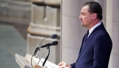 Leonardo DiCaprio spreekt tijdens herdenkingsdienst Jane Goodall