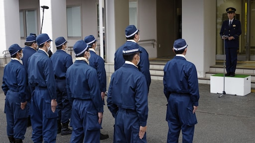 Na recordaantal aanvallen mag Japanse politie nu beren doden met geweren