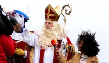 Vaarroute Sinterklaas op laatste moment aangepast vanwege harde wind