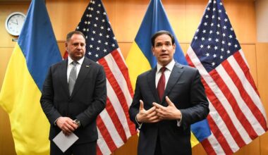 De Amerikaanse gezant Steve Witkoff zal met de Oekraïense delegatie spreken over de oorlog met Rusland.