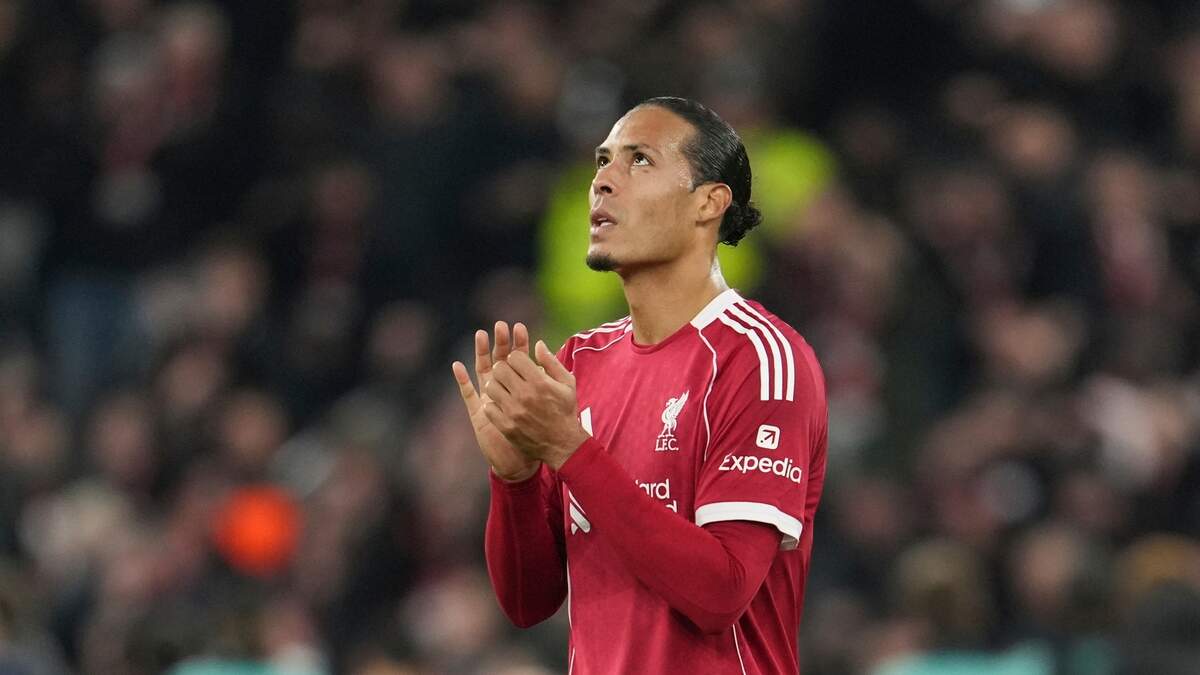Virgil van Dijk roept de Liverpool-supporters op tot steun.