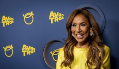 Patty Brard en Marlijn Weerdenburg in kerstmusical Scrooge Live