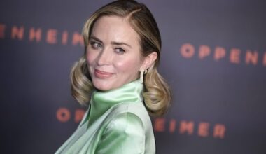 Emily Blunt noemt opnames The Devil Wears Prada 2 'overweldigend': 'Staan overal fans'