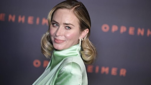 Emily Blunt noemt opnames The Devil Wears Prada 2 'overweldigend': 'Staan overal fans'