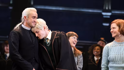 Nederlandse Harry Potter-acteurs ontmoeten Tom Felton op Broadway