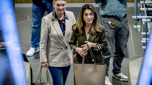 VVD wil politici deel inkomen in partijkas laten storten om partij overeind te houden