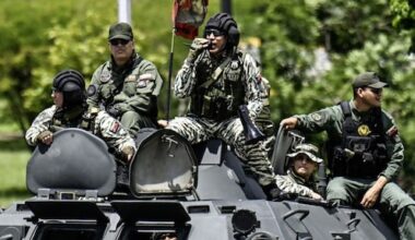 pas op met vliegen boven Venezuela