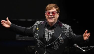 Elton John gefrustreerd om lakse overheden in strijd tegen hiv: 'Onmenselijk'