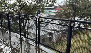 Onverwachte regen Interlagos fopt alle weersvoorspellingen, Porsches rijden natte race