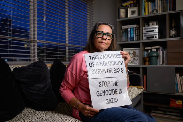 Carolyn Gelenter werd opgepakt door de politie vanwege haar deelname aan een protest van Palestine Action.