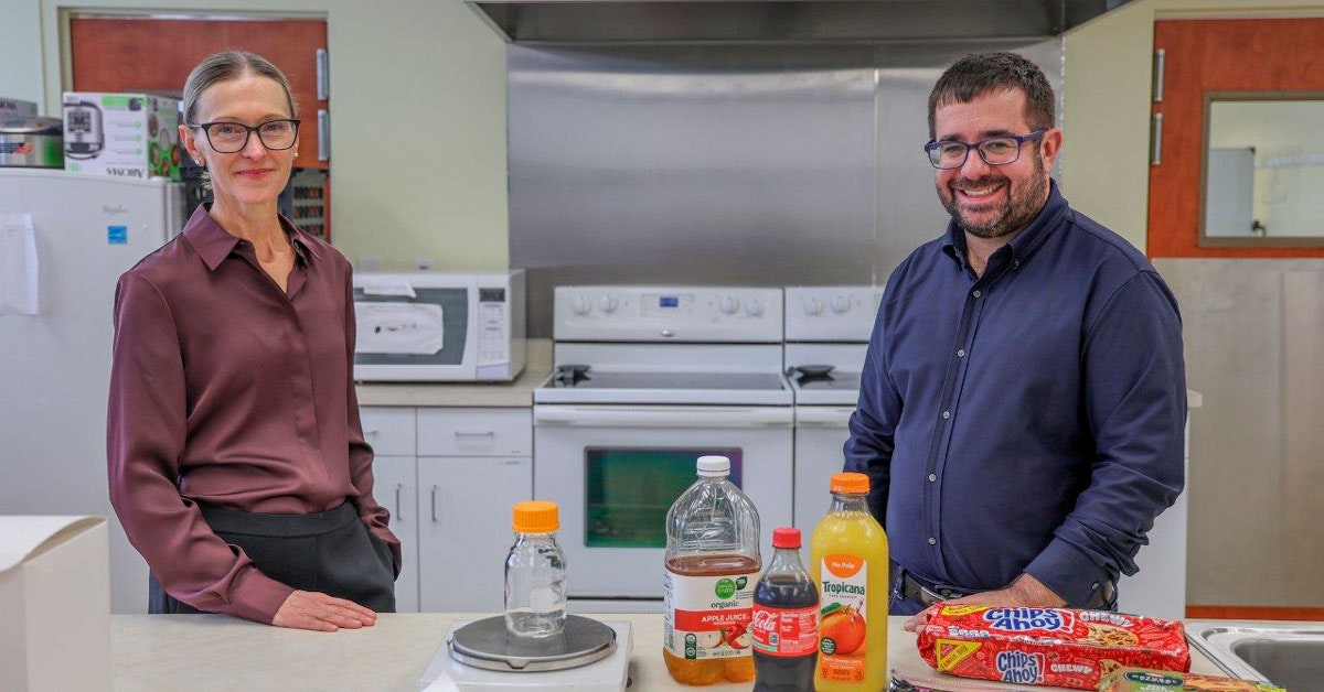 Ultrabewerkte voeding en suikerhoudende dranken verhogen het risico op cognitieve problemen aanzienlijk, volgens nieuw onderzoek