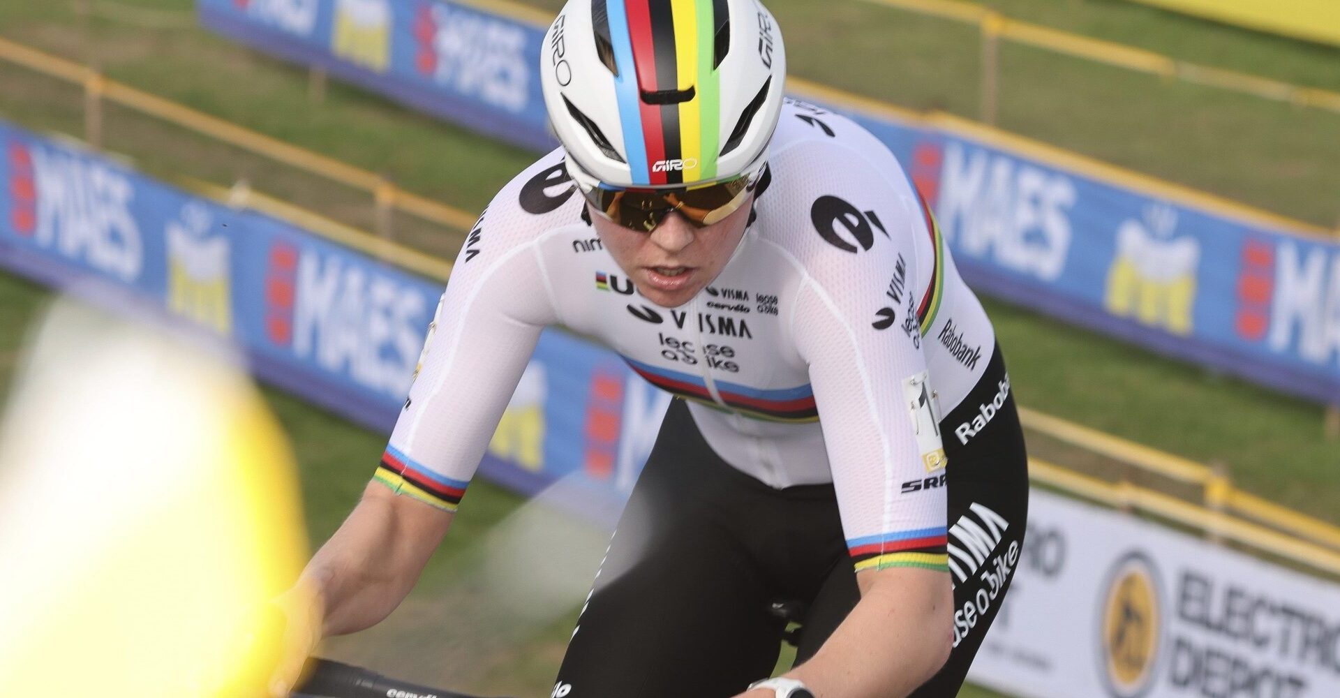 Emotionele Fem van Empel stopt vroeg in Koppenbergcross 2025