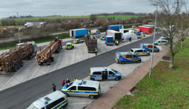 Grote controle Duitse A45: zware overtredingen bij autotransport, houttransport en containervervoer
