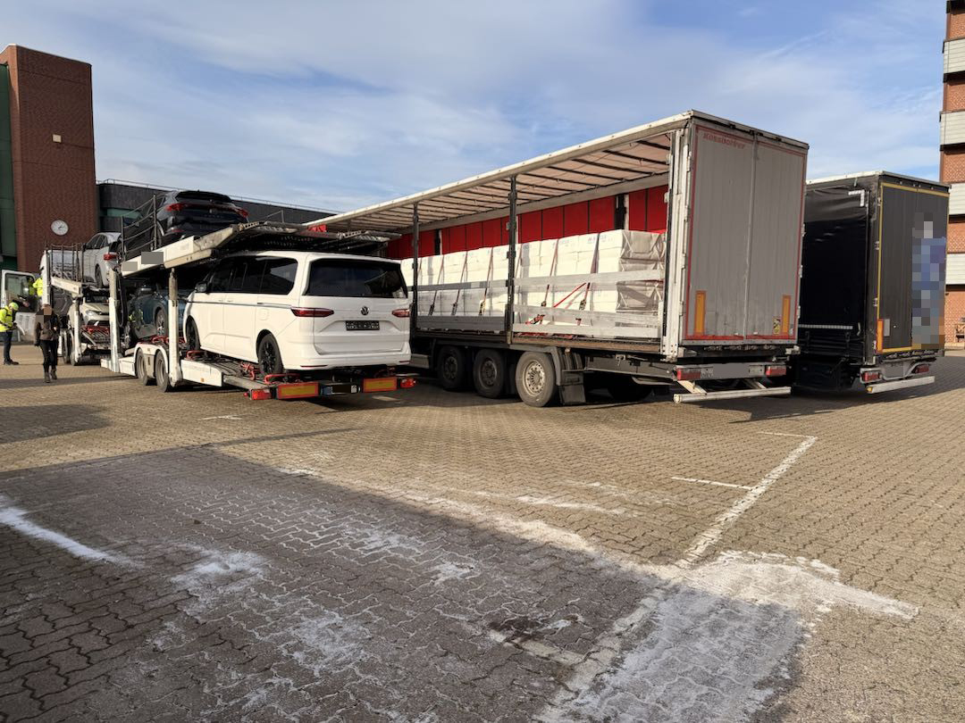 28 van de 33 voertuigen in overtreding tijdens Duitse transportcontrole, negen rijverboden opgelegd