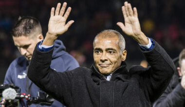 Romario ontbreekt bij zijn eigen boekpresentatie.