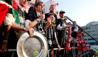 Phillip Cocu speecht tijdens de huldiging van PSV na het behalen van de landstitel in 2018.