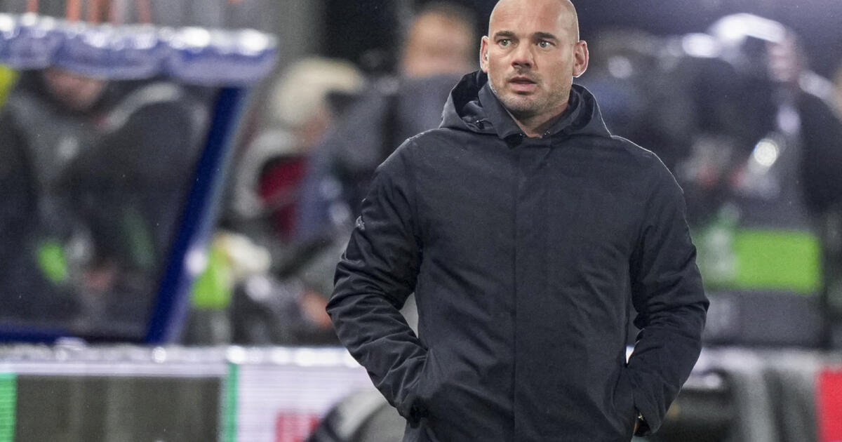 Sneijder totaal afgebrand voor functie bij Ajax: "Ideaal dus"