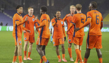 Jong Oranje viert de 2-0.