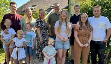 Vanaf 21 maart is het weer zover en wordt er een nieuw seizoen Een Huis Vol Emigreert, uitgezonden. De eerste beelden zijn gedeeld en dit is wat we kunnen verwachten.