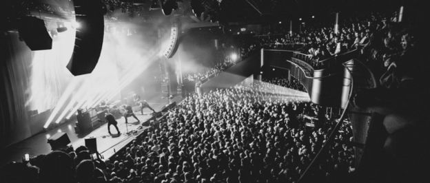 Amenra en Marissa Nadler in uitverkocht TivoliVredenburg