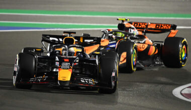 Max Verstappen en Lando Norris in actie tijdens de Grand Prix van Qatar in 2024.