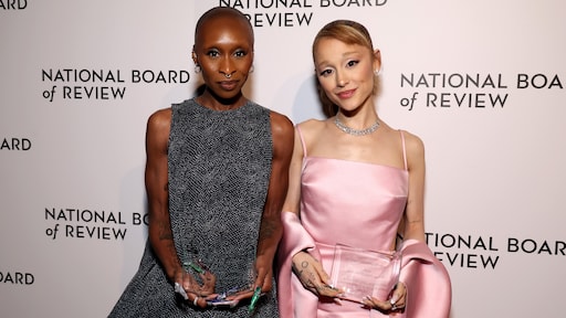 Ariana Grande en Cynthia Erivo bezegelen Wicked-film met matchende tattoos
