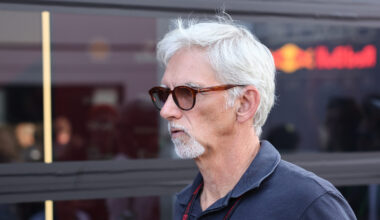 Damon Hill verklaart kritiek op Max Verstappen: 'Dat zit me dwars'