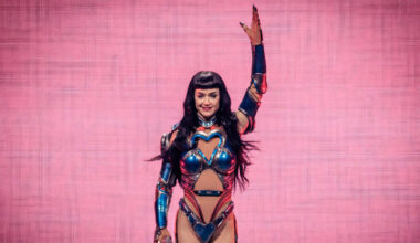 Katy Perry wint procedureslag en Aster Nzeyimana blijkt één persoon