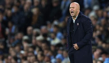 Van hoop naar 'crisis': Engelse media kritisch en twijfelen over positie Slot